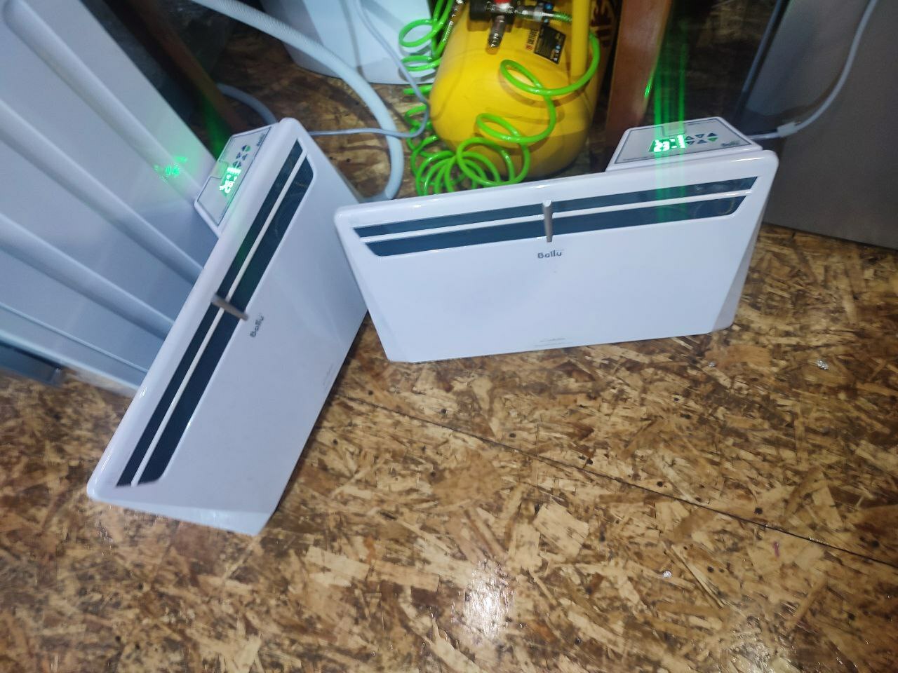 <span style="font-weight: bold; font-style: italic;">Ремонт конвекторов - обогревателей воздуха</span>